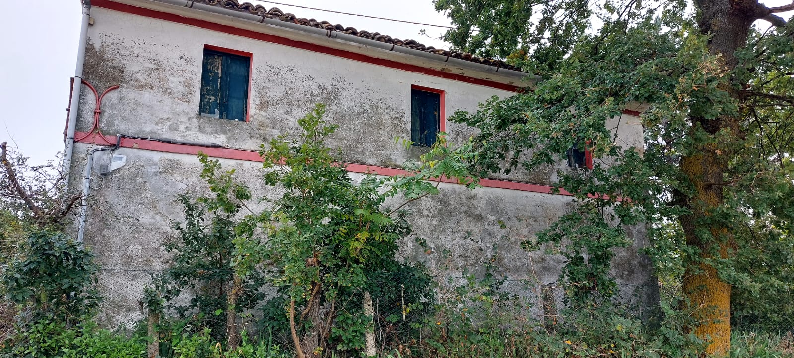 CASA COLONICA + TERRENO 3
