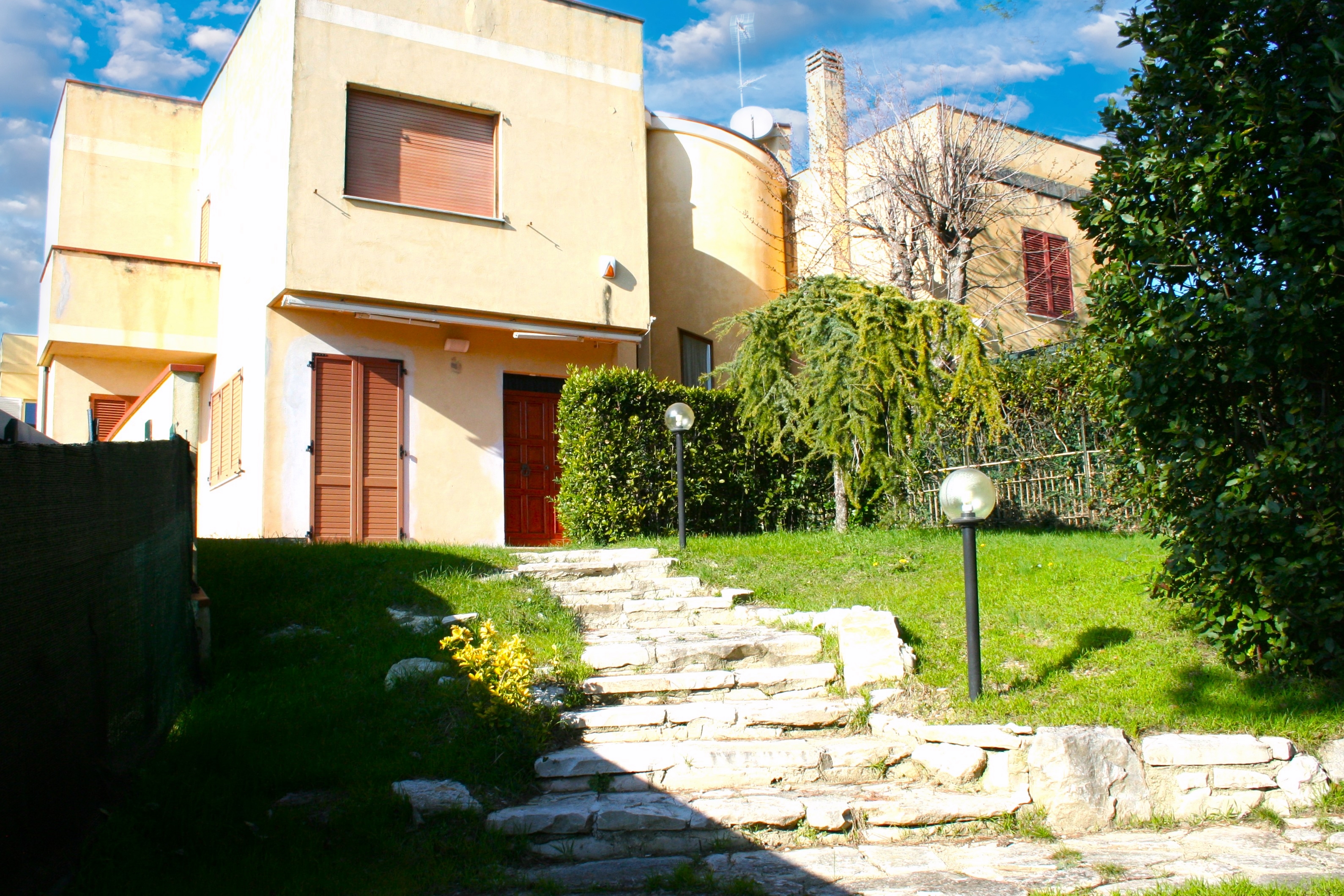VILLETTA ABBINATA 5
