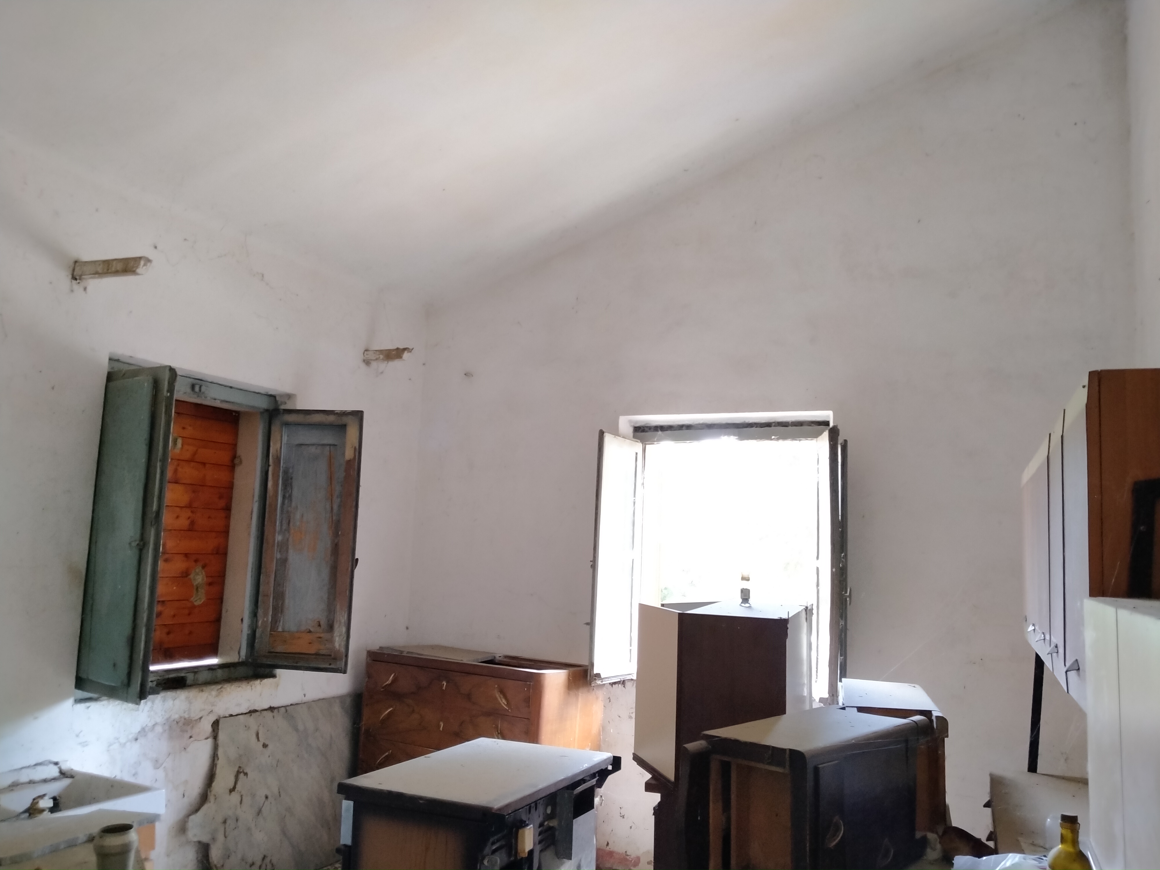 MAZZANGRUGNO PORZIONE DI CASA + TERRENO 6