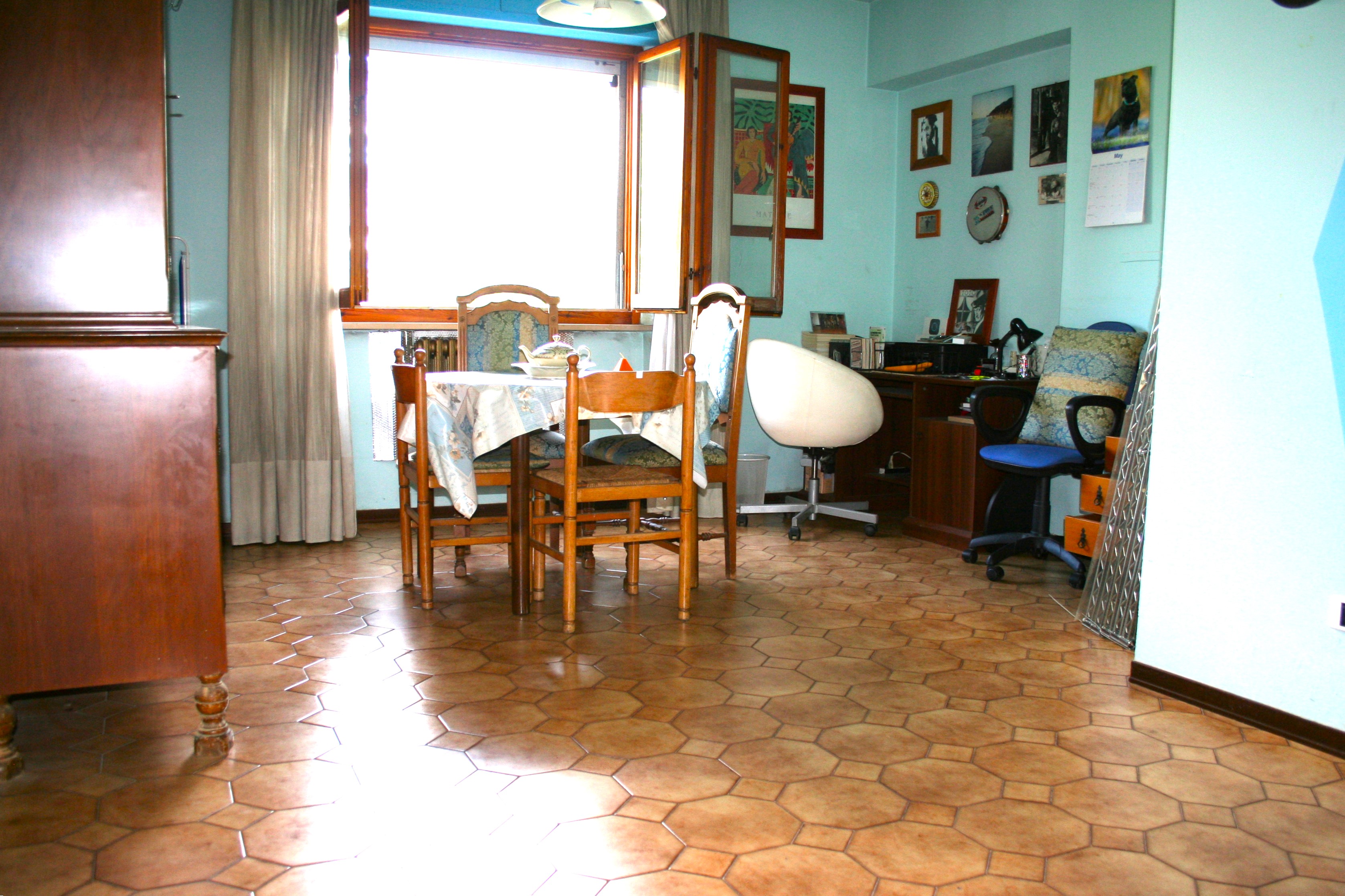APPARTAMENTO CON TERRAZZO E GIARDINO 3