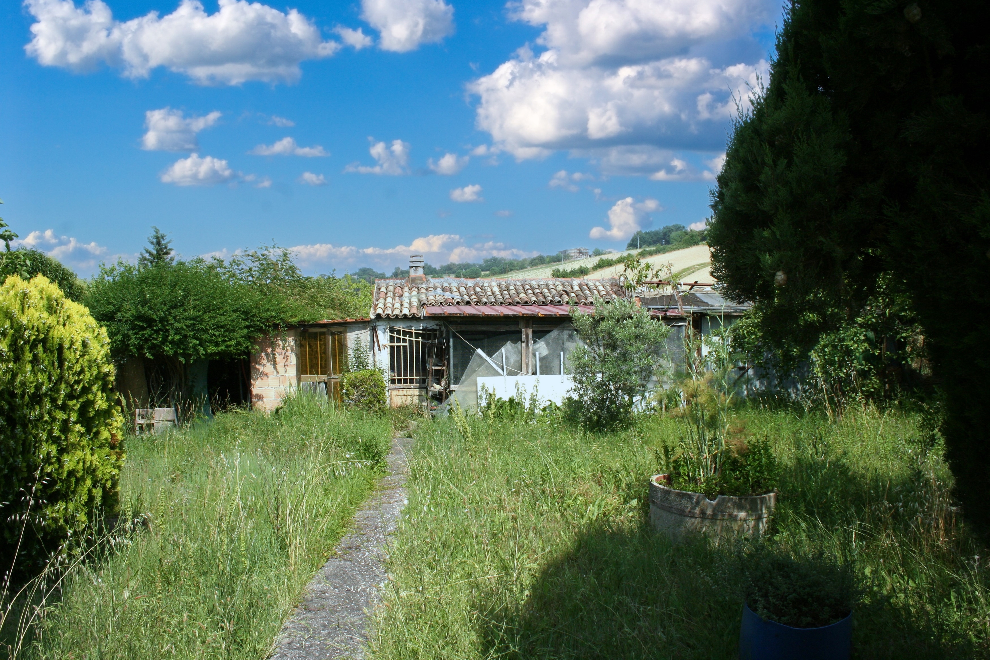 CASA COLONICA + TERRENO 3
